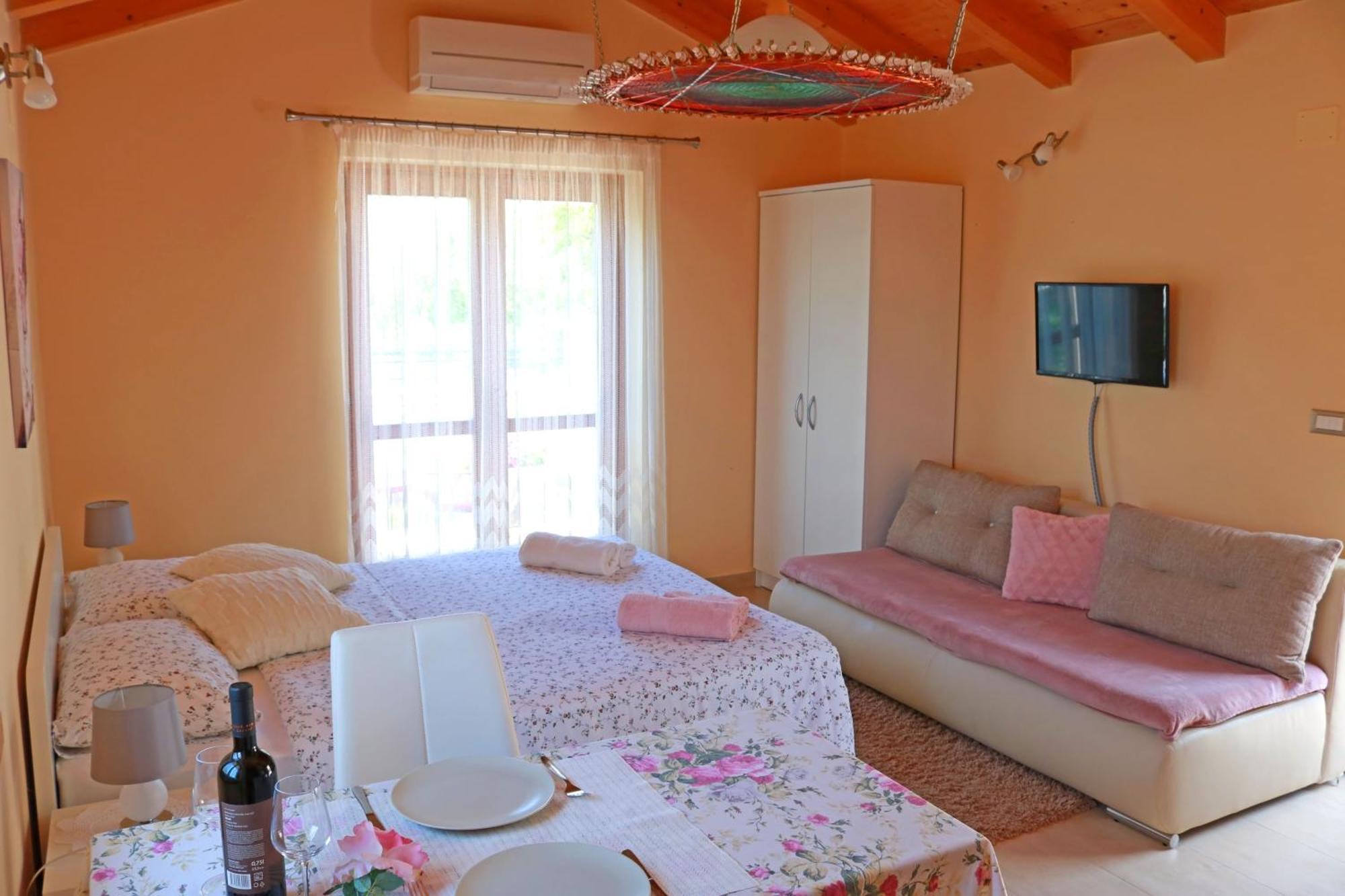 Studio Apartment Volta كرفني فره المظهر الخارجي الصورة